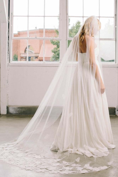 Bridal Veils: Sara Gabriel 'Annie' Veil featuring Gelmor Lace by Sara Gabriel