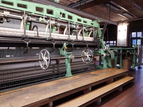 Leavers Looms - Andre Laude